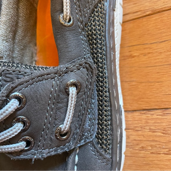 Grey toddler boys sperry boat shoes. Size 8.5 little boy. Used condition - Picture 4 of 4